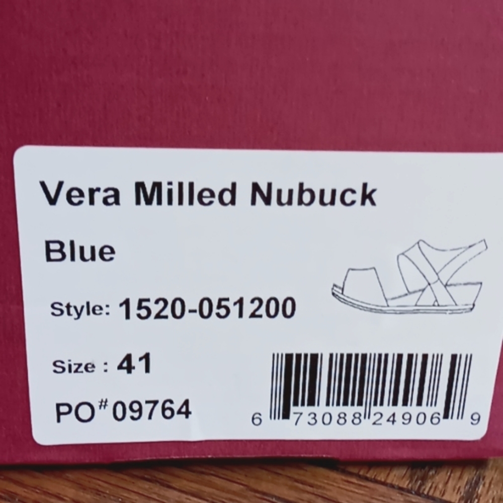Dansko EU41 US10 denim blue suede small wedge velcro closure